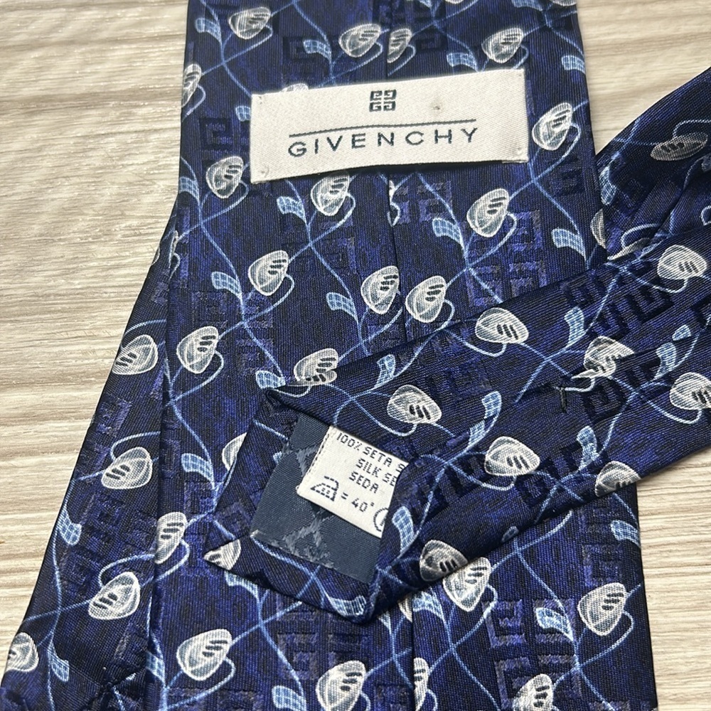 Givenchy Silk Tie Made in Italy Navy Blue - Picture 3 of 5